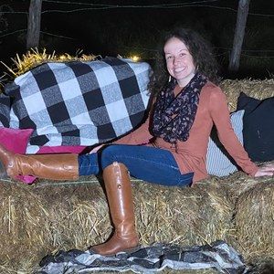 Meet your Posher, Julia